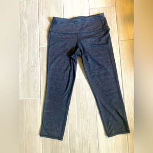 Athleta Gray Cropped XS Leggings